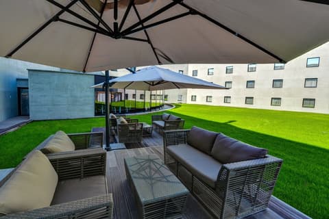 Park Inn by Radisson Danube Bratislava, Garden