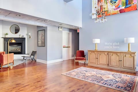 The Arco Hotel Midtown Village, Sonder by Marriott Bonvoy, Lobby lounge