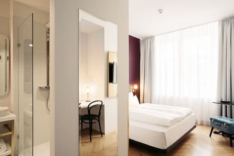 Hotel Schani Salon, Room