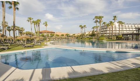 Hotel ILUNION Islantilla, Pool