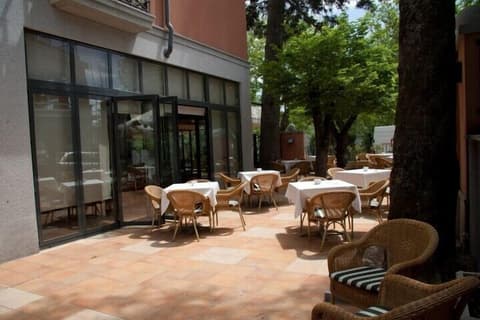Hospedium Hotel Los Lanceros, Interior entrance