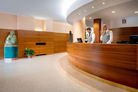 Best Western Hotel Cavalieri Della Corona, Lobby