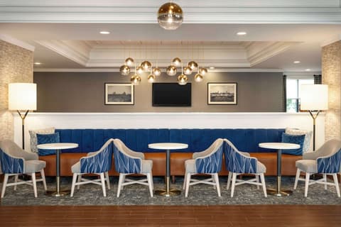 Hampton Inn by Hilton Boston/Cambridge, Lobby