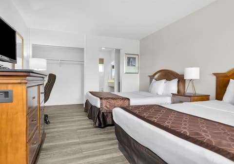 Motel 6 San Francisco, CA – Great Highway, Room