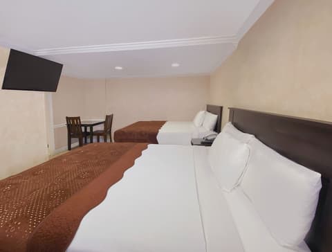 Nite Inn - Walking Distance to Universal Studios Hollywood, Room