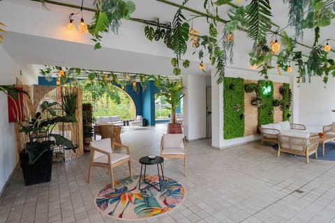 Bleis Hotel, Terrace/patio