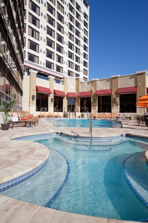Ramada Plaza Resort & Suites by Wyndham Orlando Intl Drive, Room