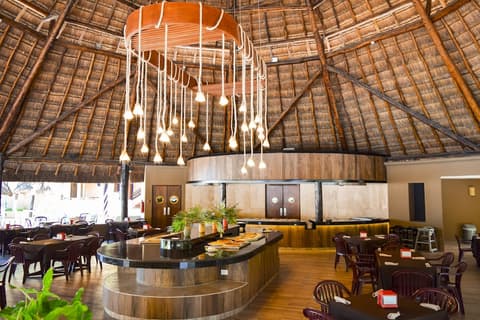 Reef Yucatan Hotel and Convention Center All Inclusive, Snack bar