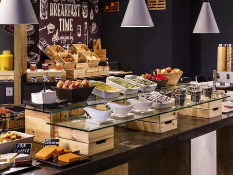 ibis London Wembley, Breakfast area