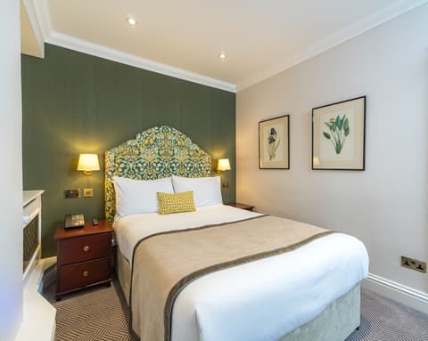 The Elvetham Hotel, Room