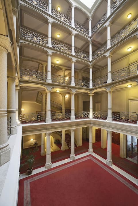 Grand Hotel Majestic, Lobby