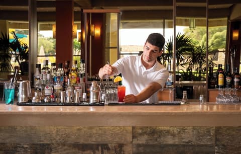 Mitsis Messonghi, Bar (on property)