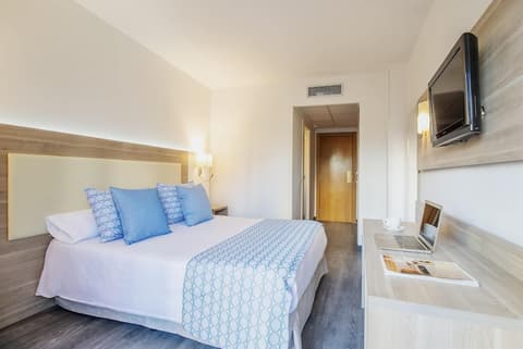 Hotel Benidorm East by Pierre & Vacances, Room