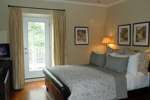 Oban Inn, Room