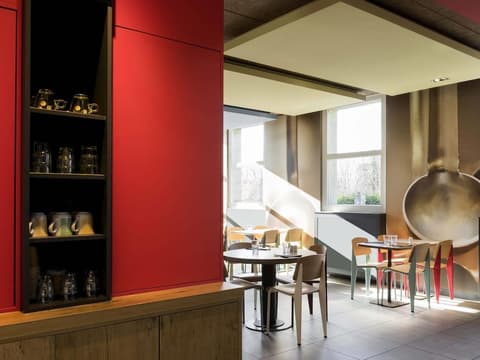 ibis Geneve Aeroport, Breakfast area