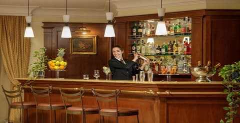 Donna Laura Palace by OMNIA hotels, Bar (on property)