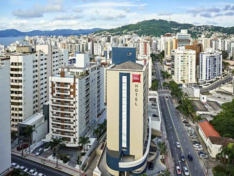 ibis Florianopolis, Exterior