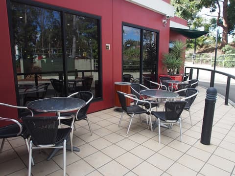 ibis Sydney Thornleigh, Dining