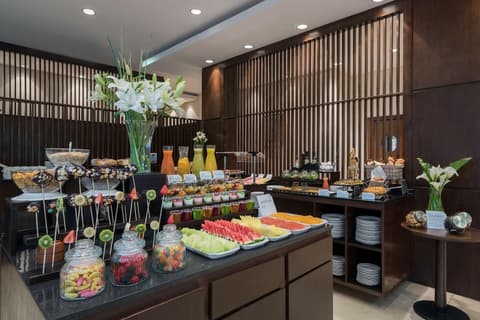 NH Mendoza Cordillera, Breakfast area