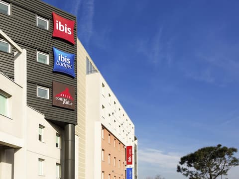 Hôtel ibis Orly Chevilly Tram 7, Exterior