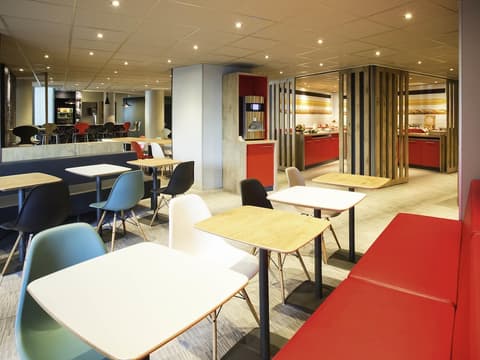 Hôtel ibis Orly Chevilly Tram 7, Breakfast area