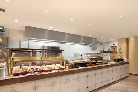 HI Hotel International Hamburg, Breakfast buffet