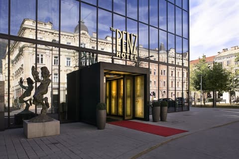 The Penz Hotel, Exterior