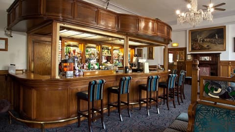 The Lucan Spa Hotel, Bar (on property)