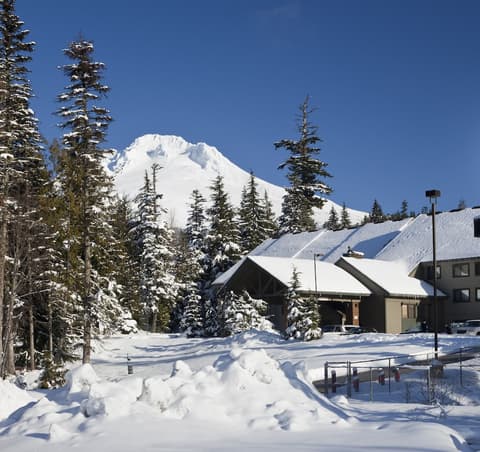 Best Western Mt. Hood Inn, Front of property