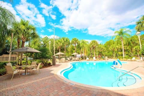 Best Western Plus Orlando Lake Buena Vista South Inn & Suites, Outdoor pool