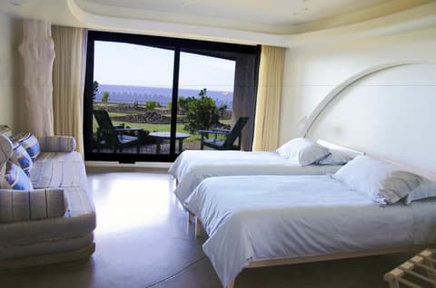 Nayara Hangaroa, Room