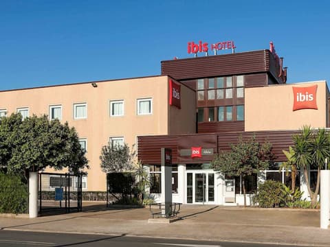 ibis Valencia Alfafar, Exterior