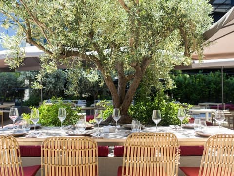 Hotel Aravaca Village, Restaurant