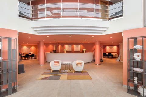 Hotel Acta Sant Just, Reception