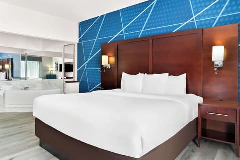 Comfort Suites Southfield/Detroit, Room