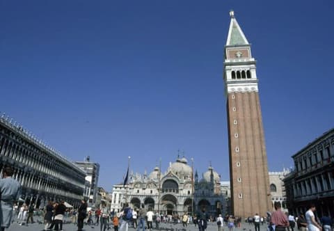 Hotel San Giorgio, Property grounds