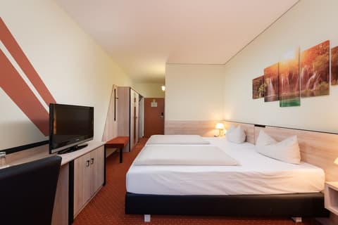 NOVINA HOTEL Südwestpark Nürnberg, Room