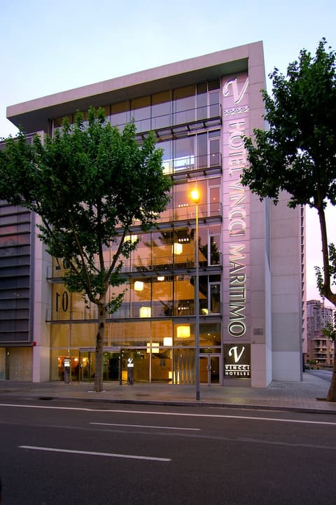 Hotel Vincci Maritimo, Front of property