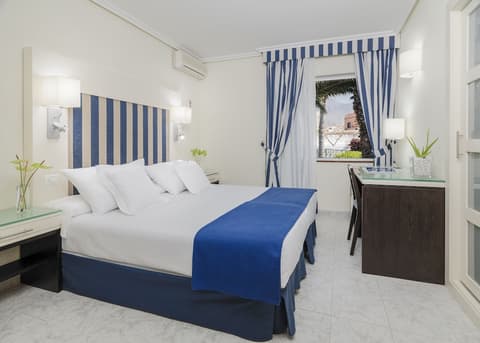 H10 Las Palmeras, Room