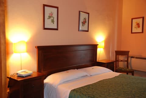 Hotel del Centro, Room