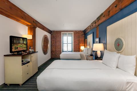 Argonaut Hotel, Room