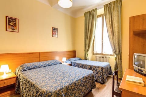 Hotel Romagna, Room