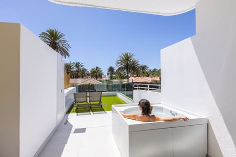 Abora Catarina by Lopesan Hotels - All Inclusive, Terrace/patio