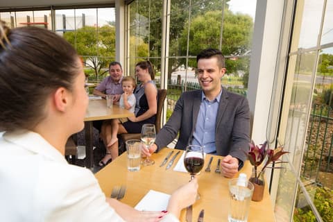 Best Western Plus Hovell Tree Inn, Restaurant