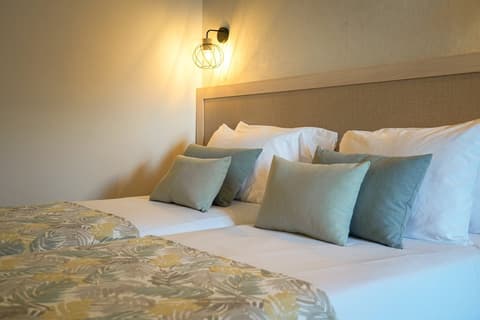 htop Jadhe ex. htop Calella Palace, Room