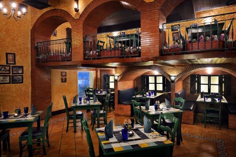 Montrose A Mayfair Collection Hotel, Dining