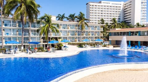 Posada Real Ixtapa, Pool