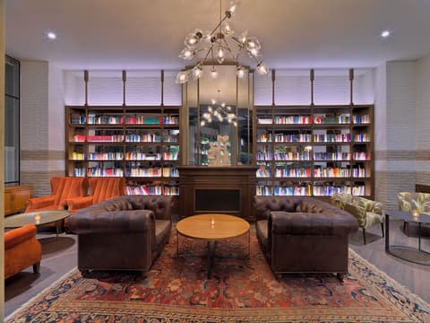 H10 Marina Barcelona, Lobby