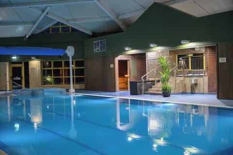 Newtown Park Hotel, Pool