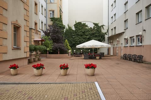 Hotel Reytan, Terrace/patio